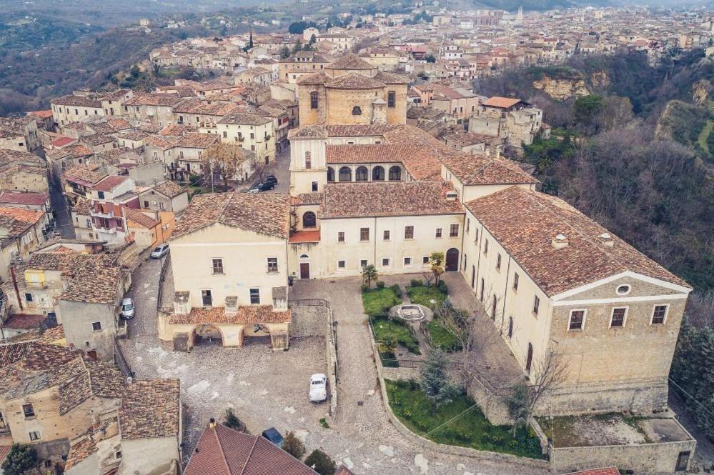 Casa Vacanze Da Clara Castrovillari Exterior photo